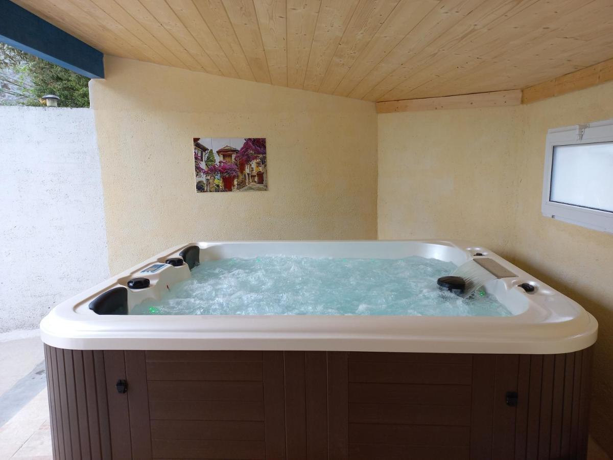 Gites De Plos Appart Chalet Piscine Spa Anduze Exterior photo